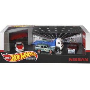 Hot Wheels Nissan Garage 4-Car Set
