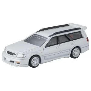Tomica Premium 50 Nissan STAGEA